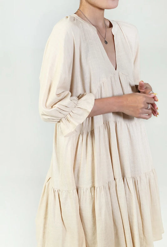 Lyhyt beige mekko