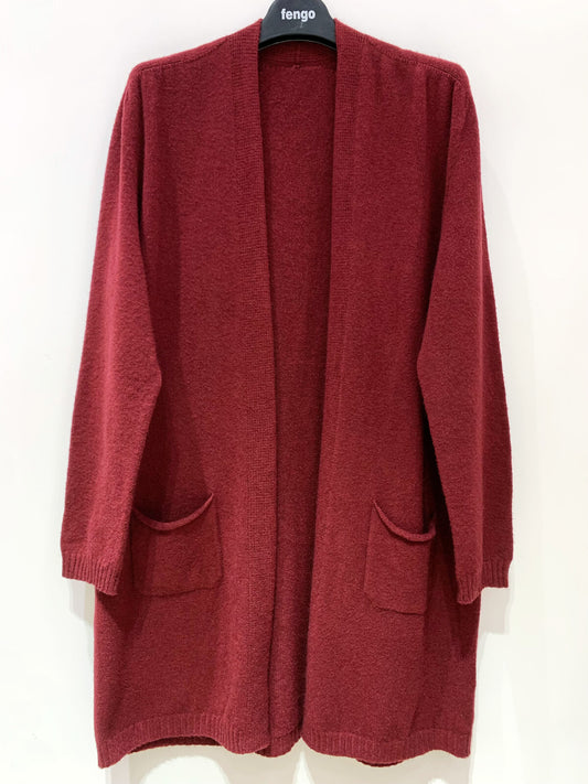 Saumaton yhdenkoon neuletakki