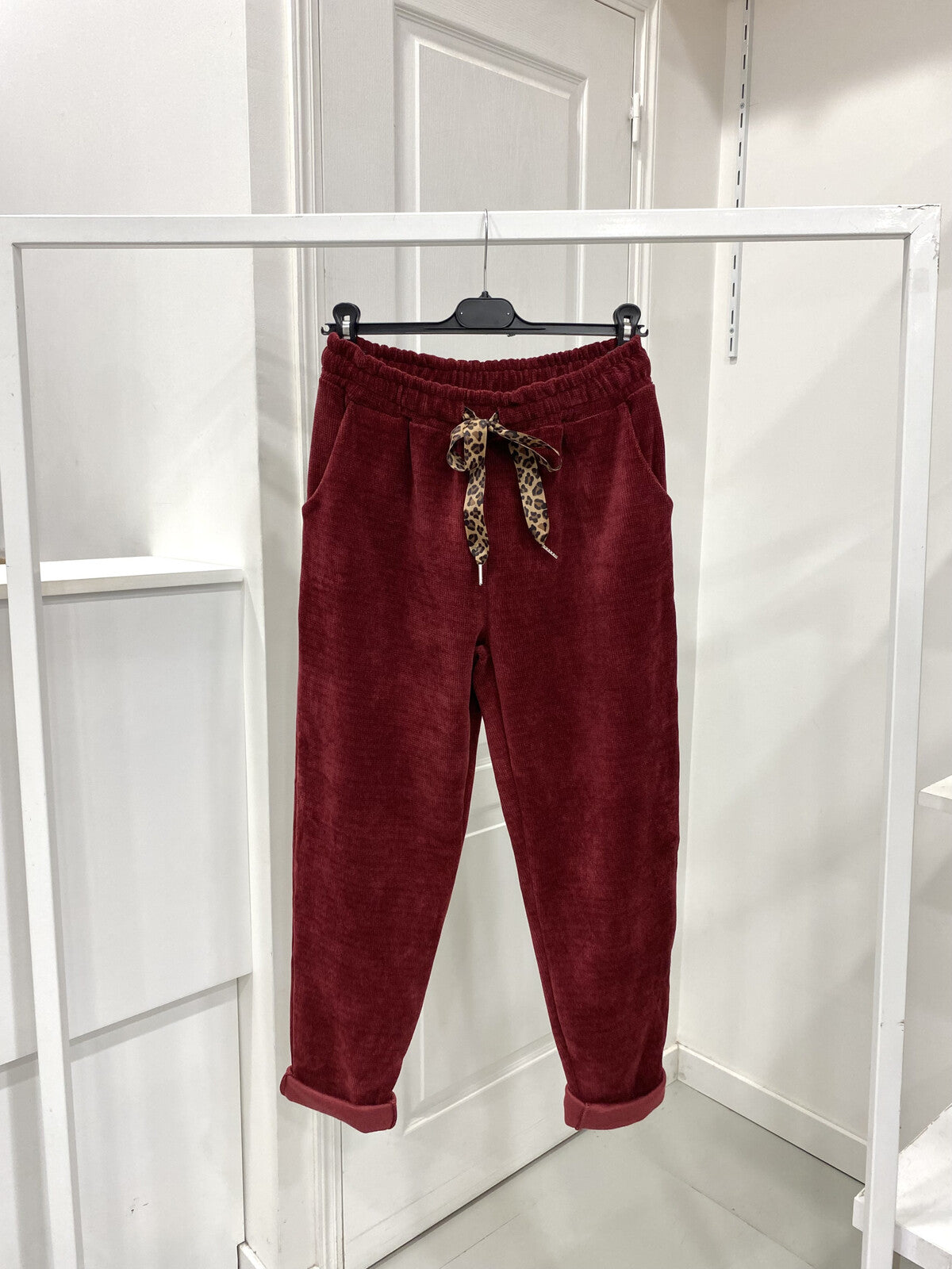 Yhdenkoon naisten housut