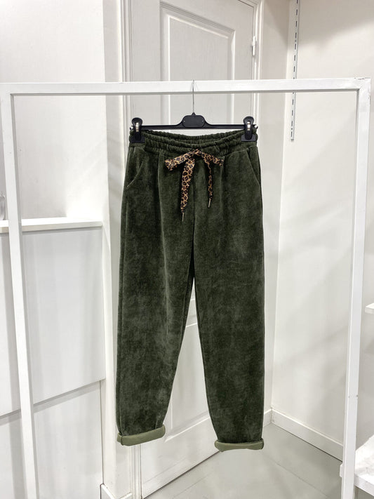 Yhdenkoon naisten housut