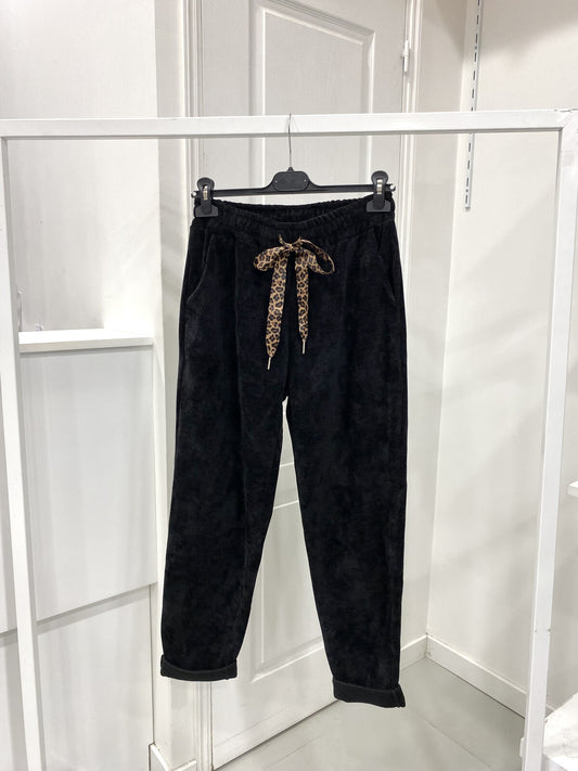 Yhdenkoon naisten housut